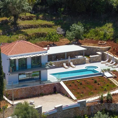 Stella Villa Nikiana