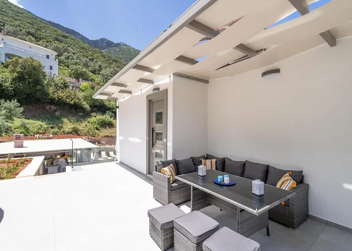 Stella ניקיאנה